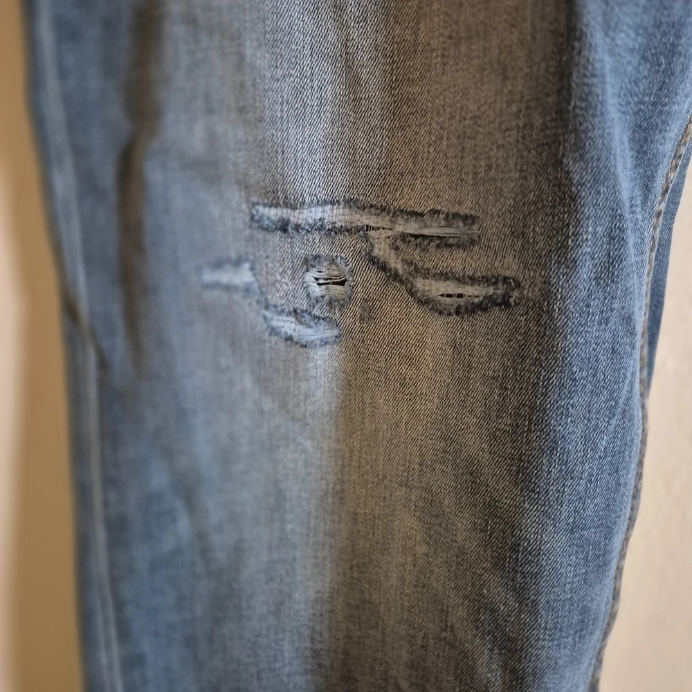 Banana Republic Blue Straight Jeans with Subtle Fading